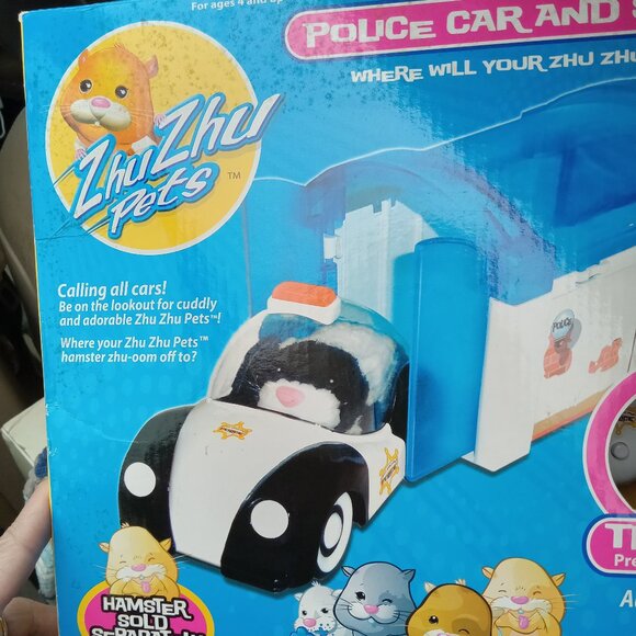 Zhu Zhu Pets Police Car Collectable Brand New Vintage 2000 edition